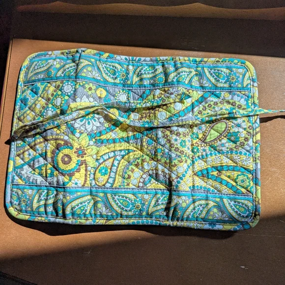 Vera Bradley Paisley Jewelry and cosmetics organizer - Picture 9 of 12